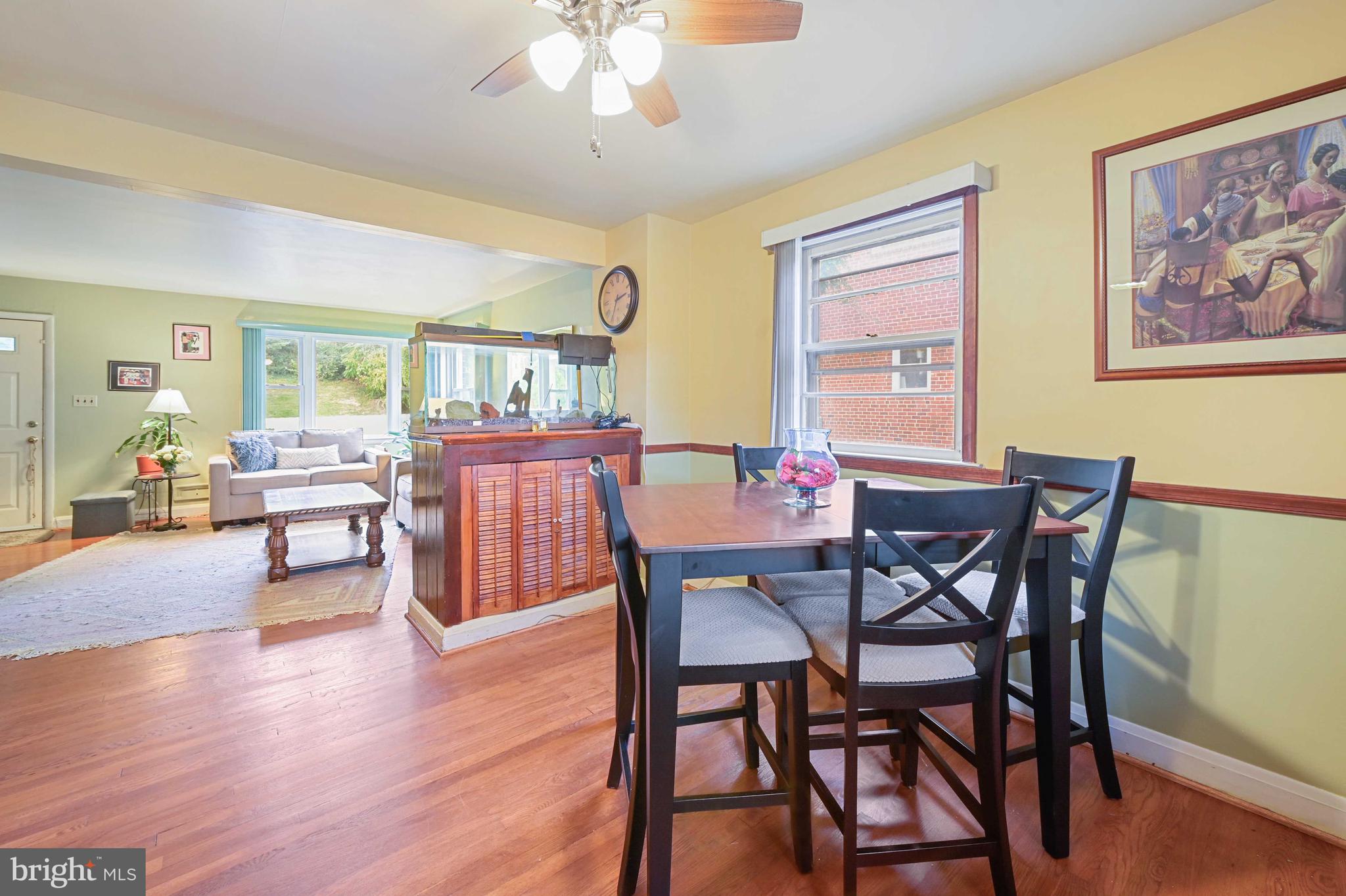 CHINQUAPIN PARK - Residential