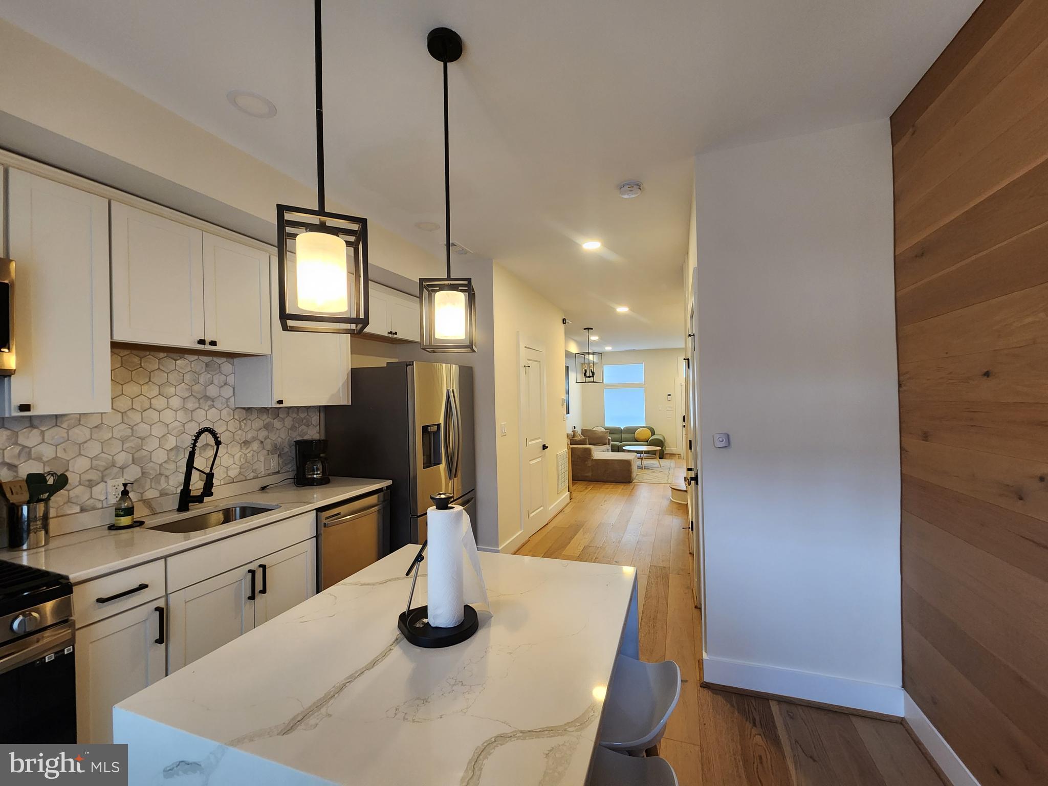 WASHINGTON VILLAGE - Residential