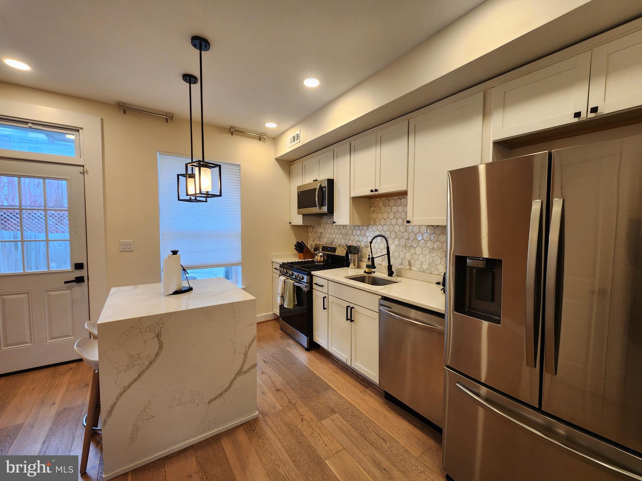 WASHINGTON VILLAGE - Residential