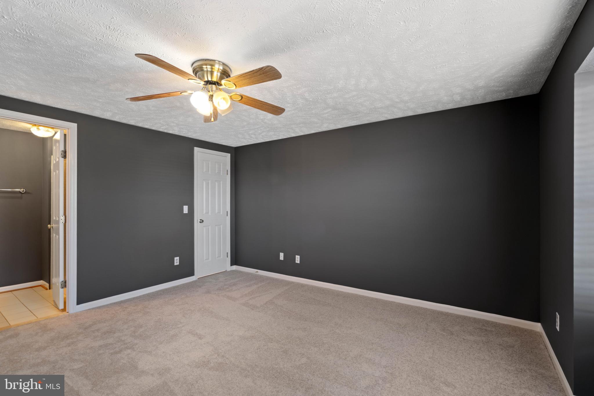 PRINCETON WOODS - Residential