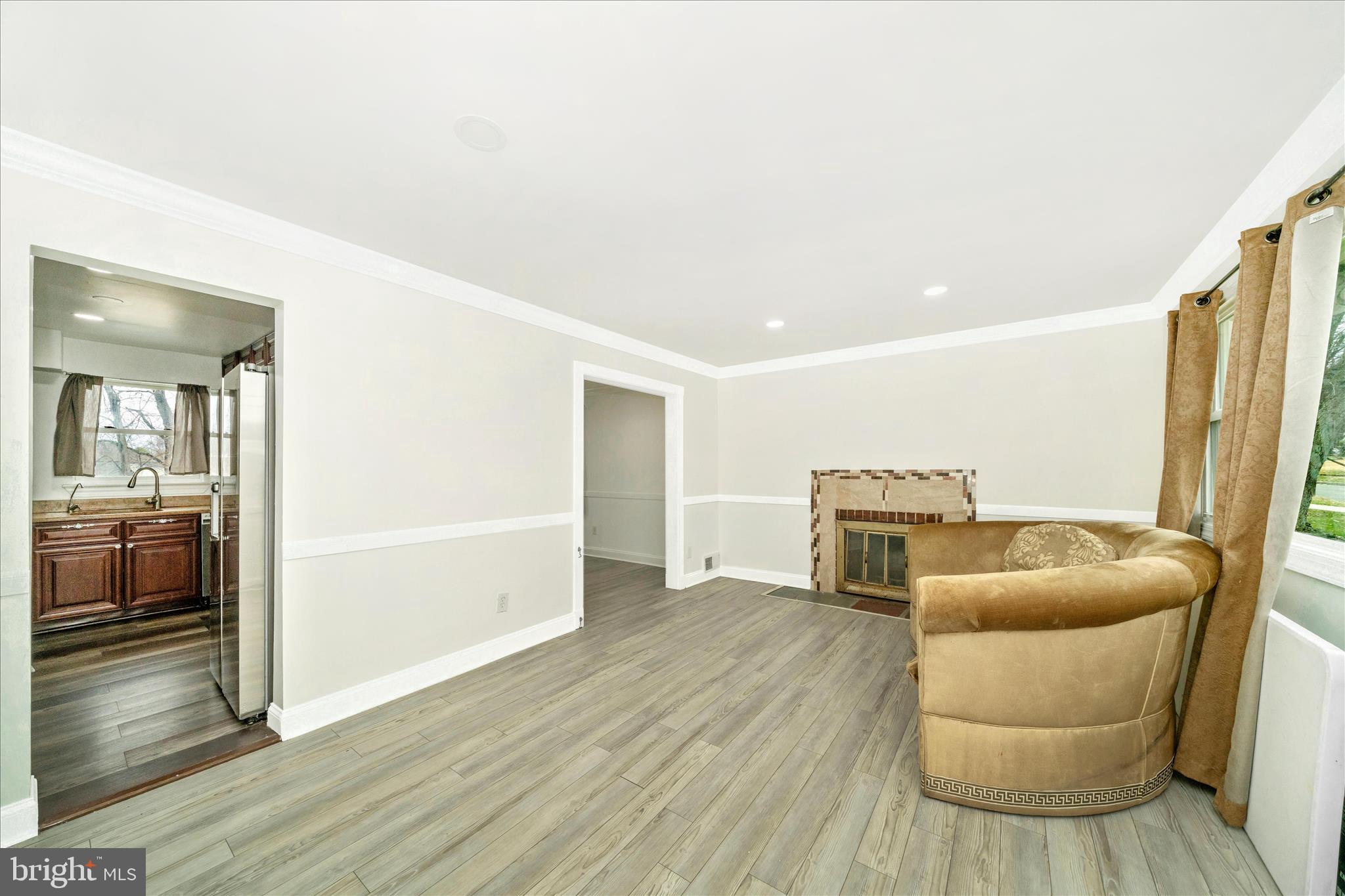 8300 LARCHWOOD STREET