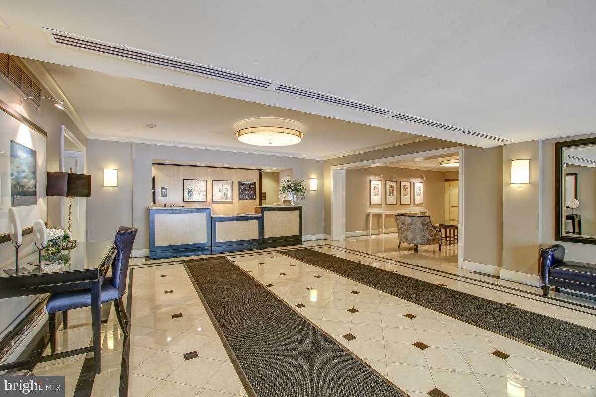 THE ELIZABETH - Residential