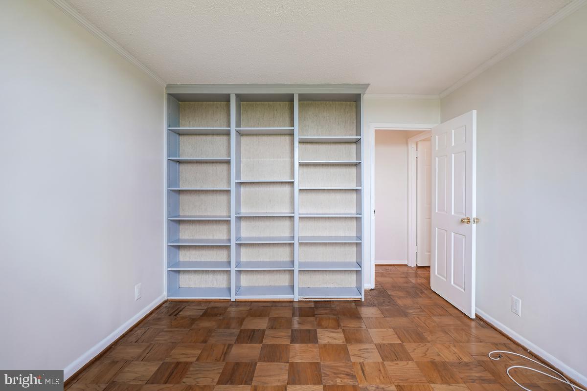 THE ELIZABETH - Residential