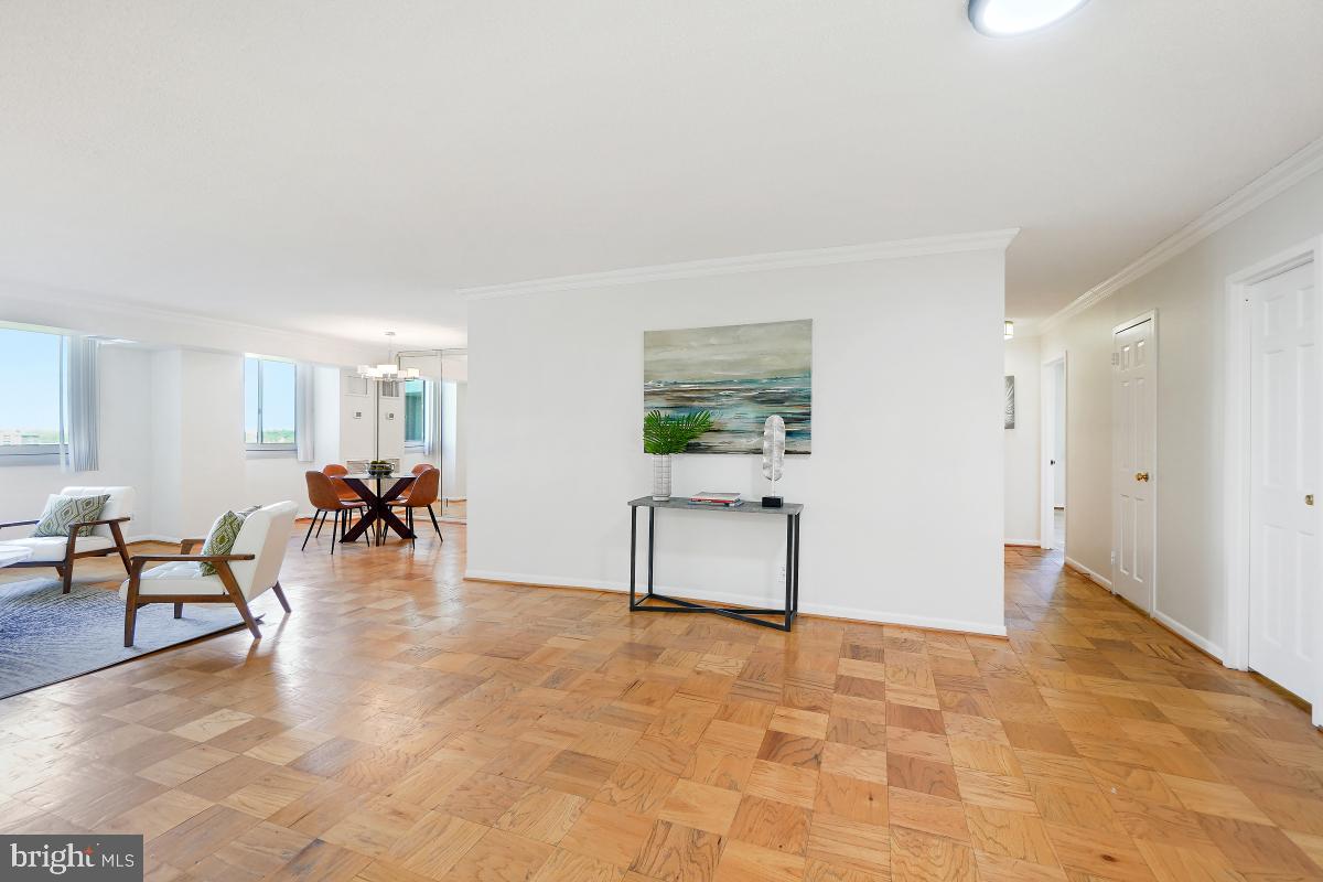 THE ELIZABETH - Residential