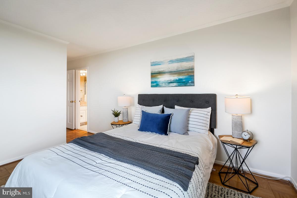 THE ELIZABETH - Residential