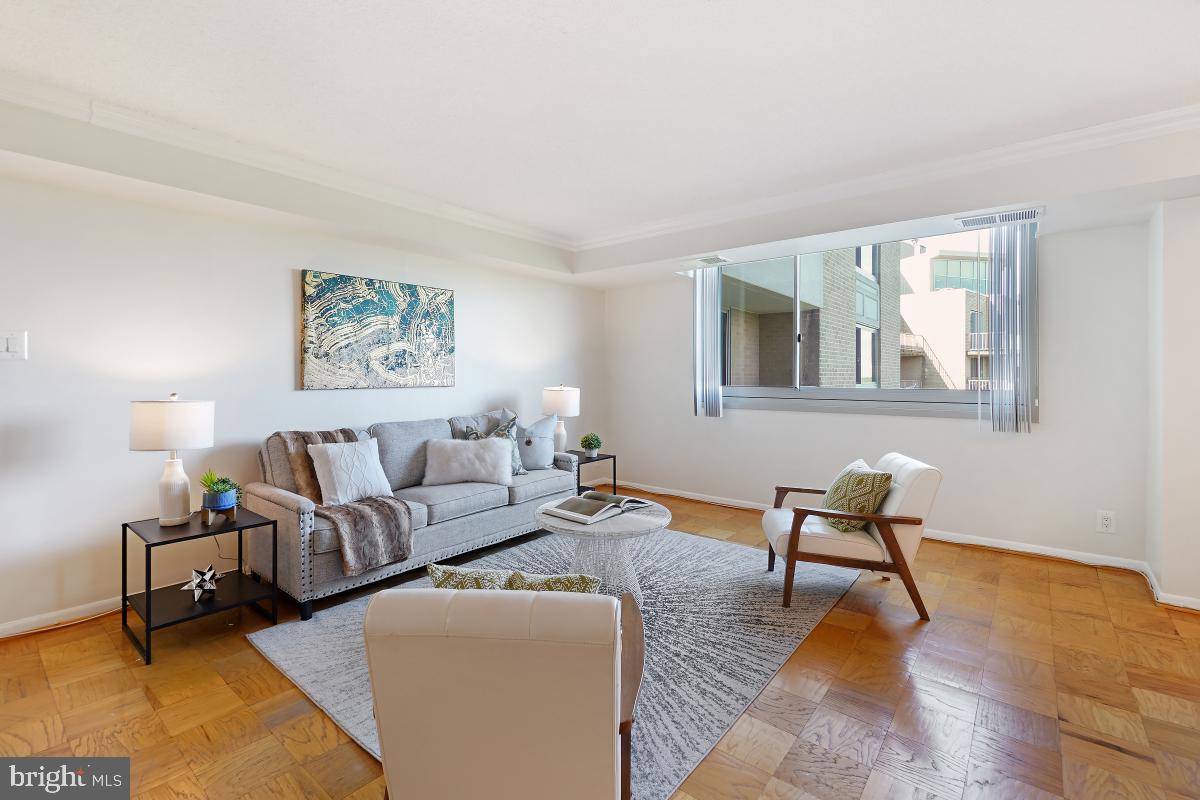 THE ELIZABETH - Residential