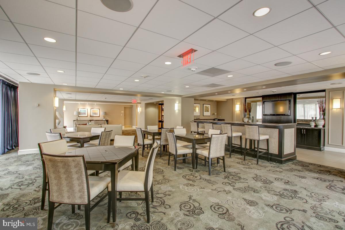 THE ELIZABETH - Residential