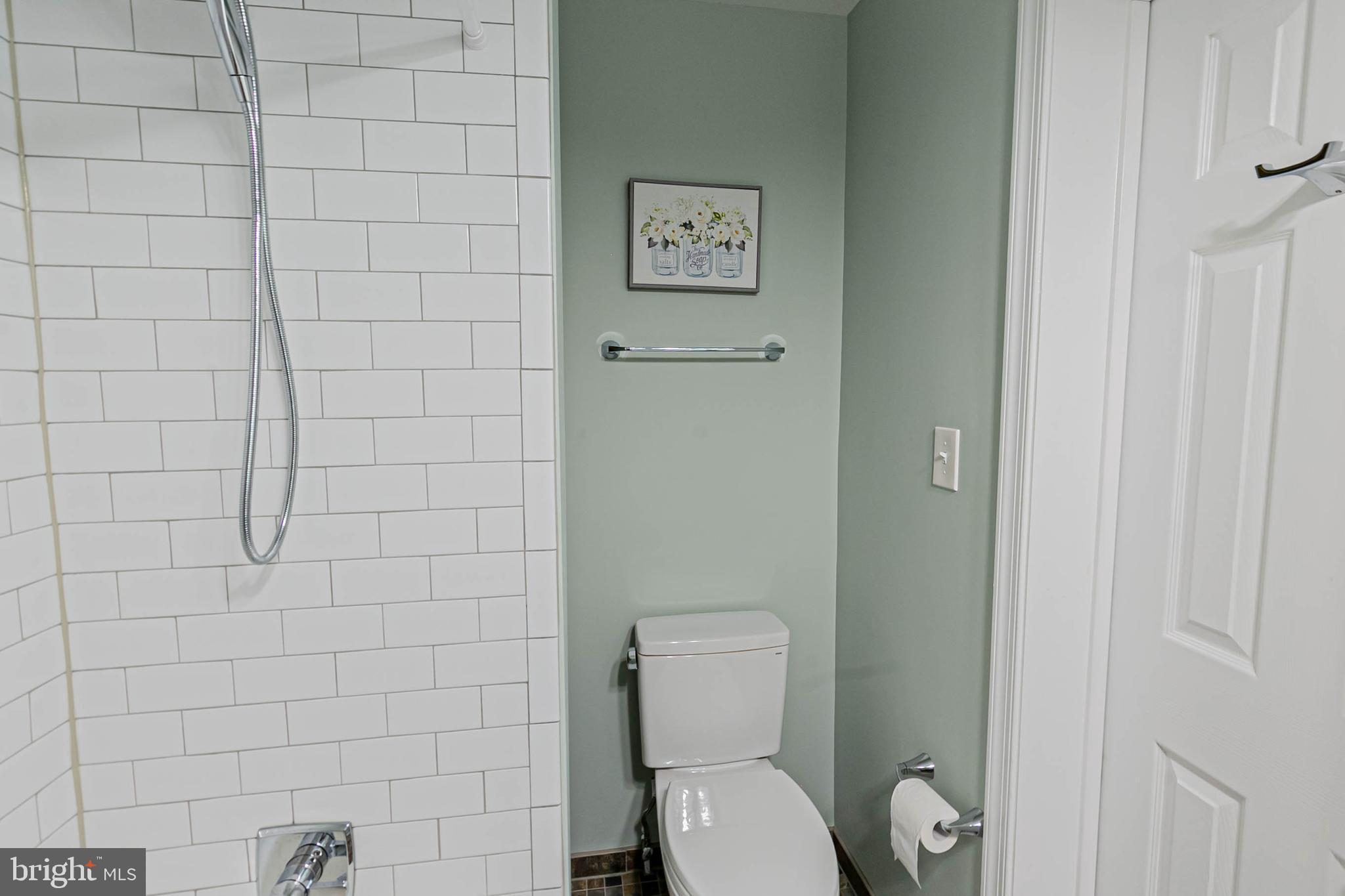 LAKE CAROLINE - Residential