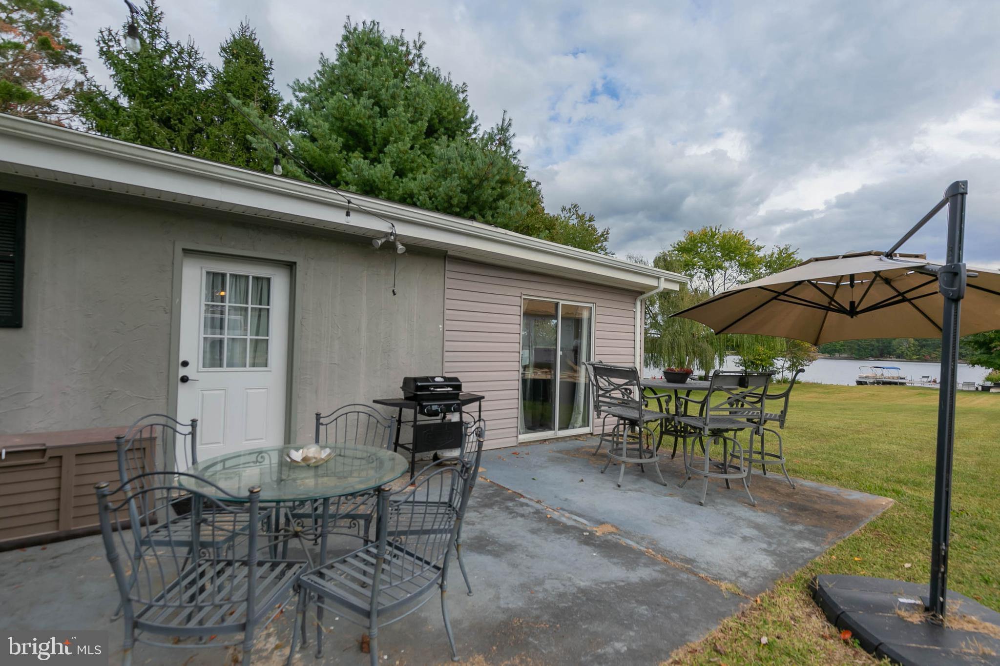 LAKE CAROLINE - Residential