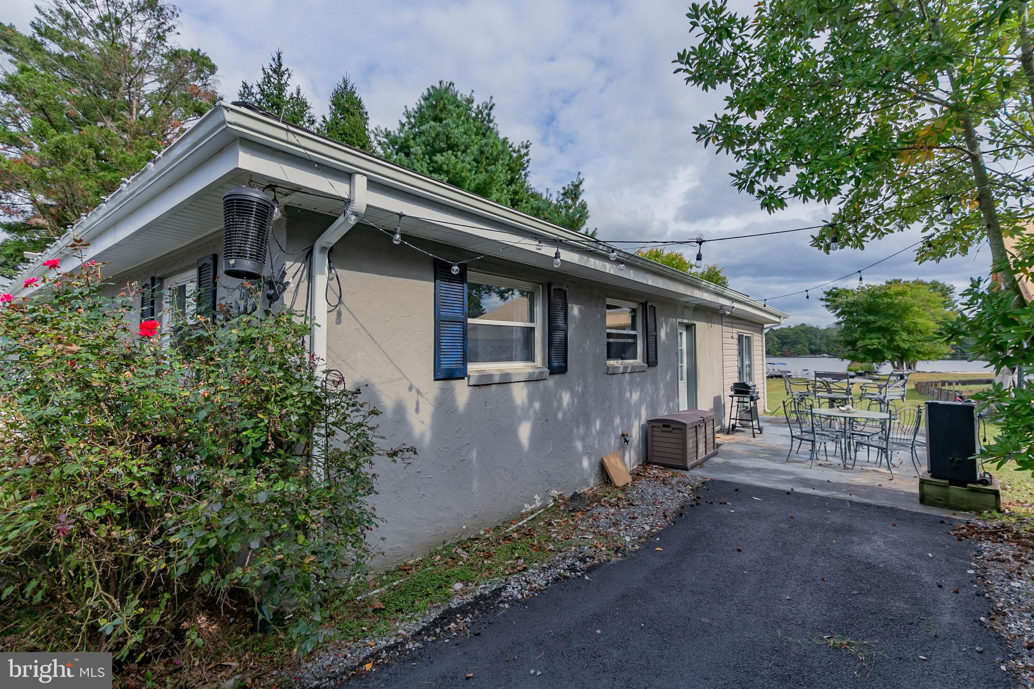 LAKE CAROLINE - Residential