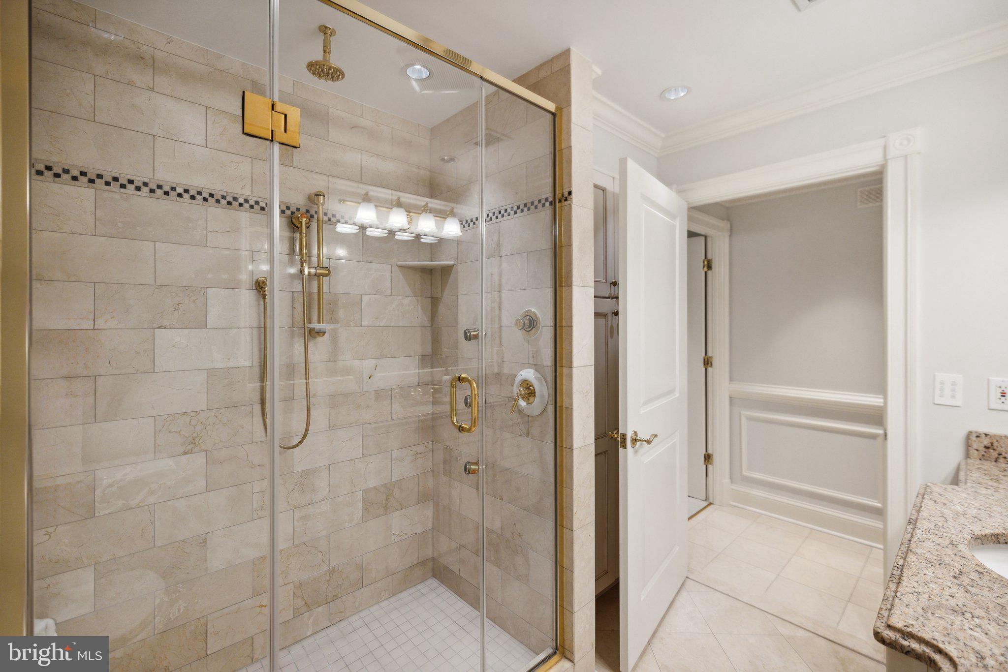 MEMORIAL OVERLOOK - Residential