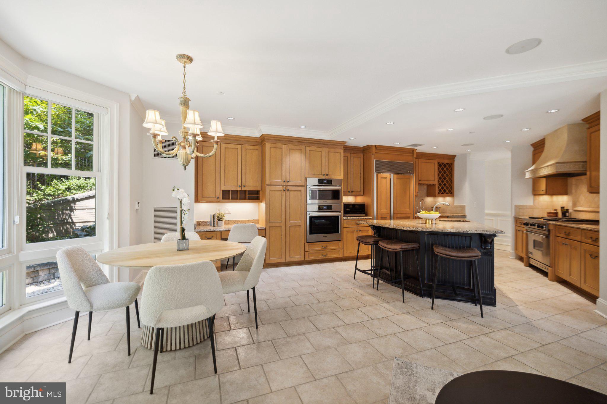 MEMORIAL OVERLOOK - Residential