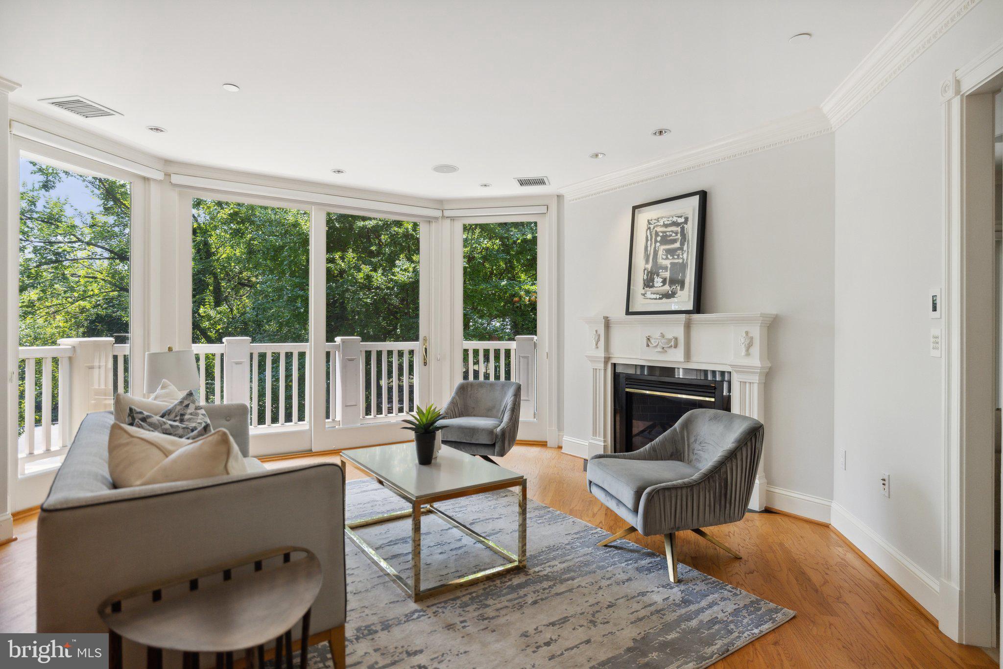 MEMORIAL OVERLOOK - Residential