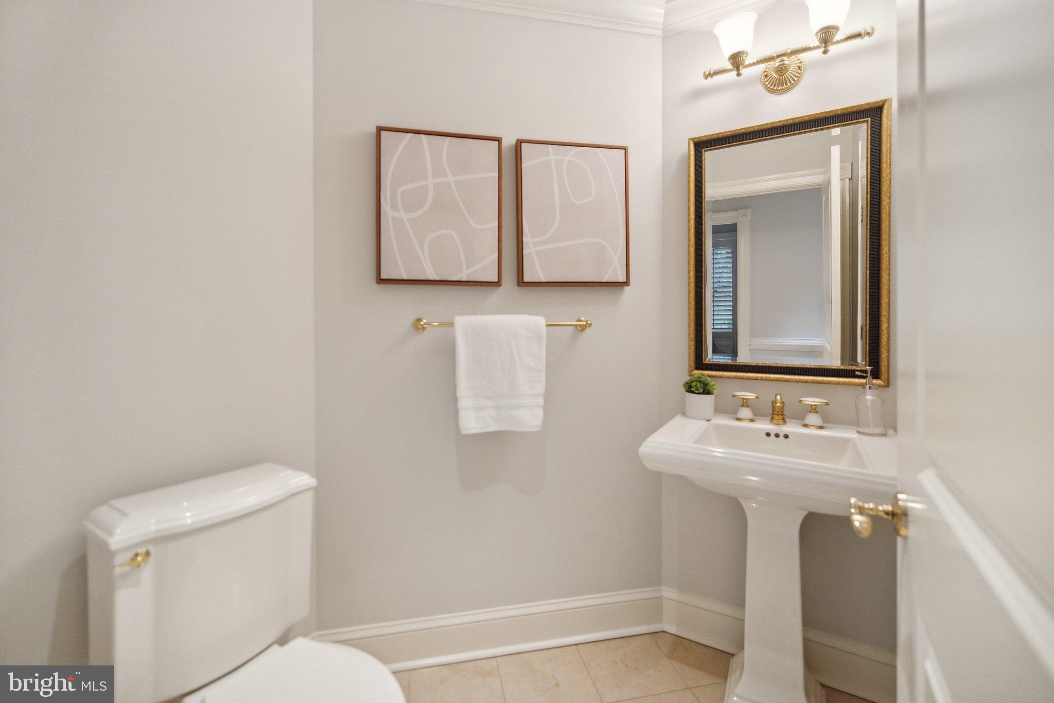 MEMORIAL OVERLOOK - Residential