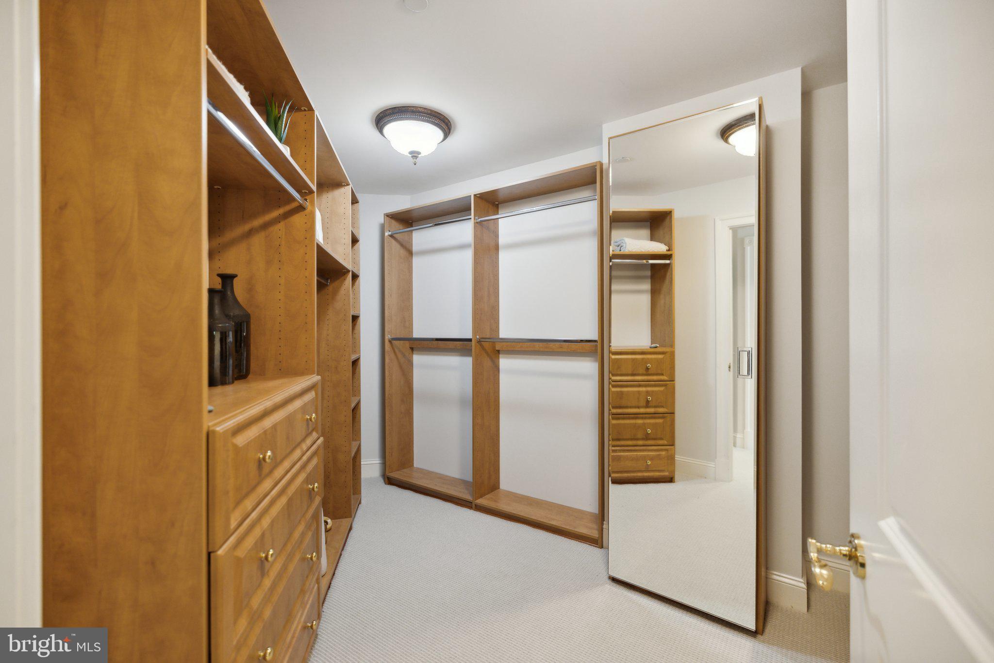 MEMORIAL OVERLOOK - Residential