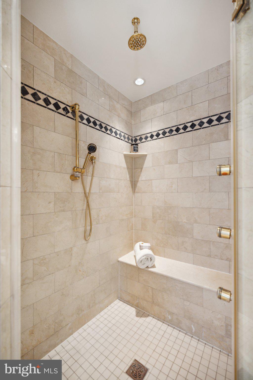 MEMORIAL OVERLOOK - Residential