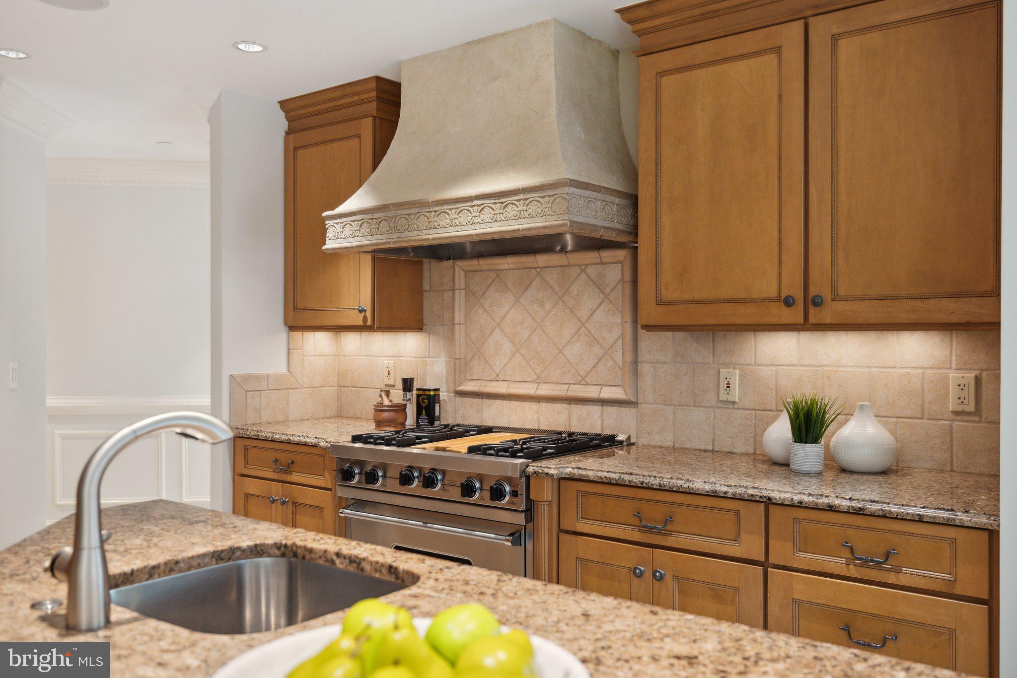 MEMORIAL OVERLOOK - Residential