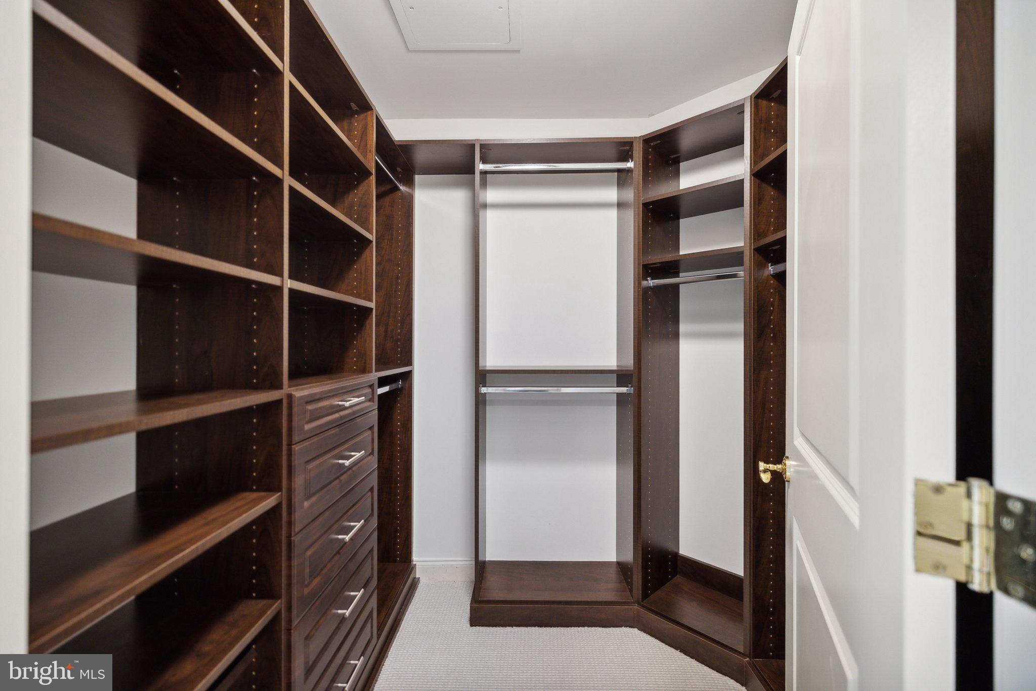 MEMORIAL OVERLOOK - Residential