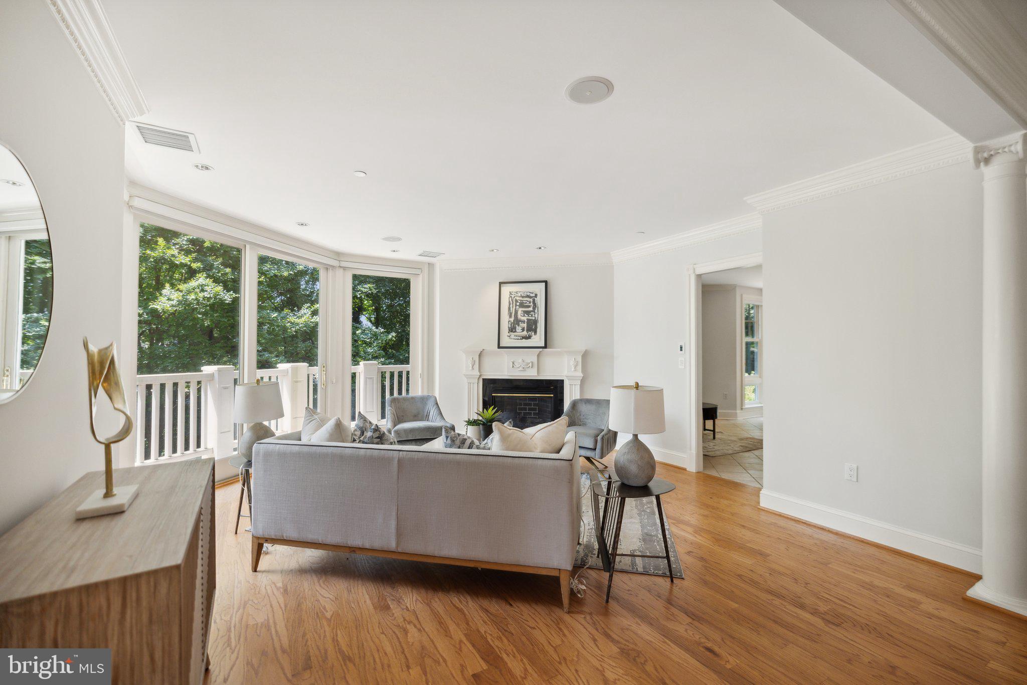 MEMORIAL OVERLOOK - Residential