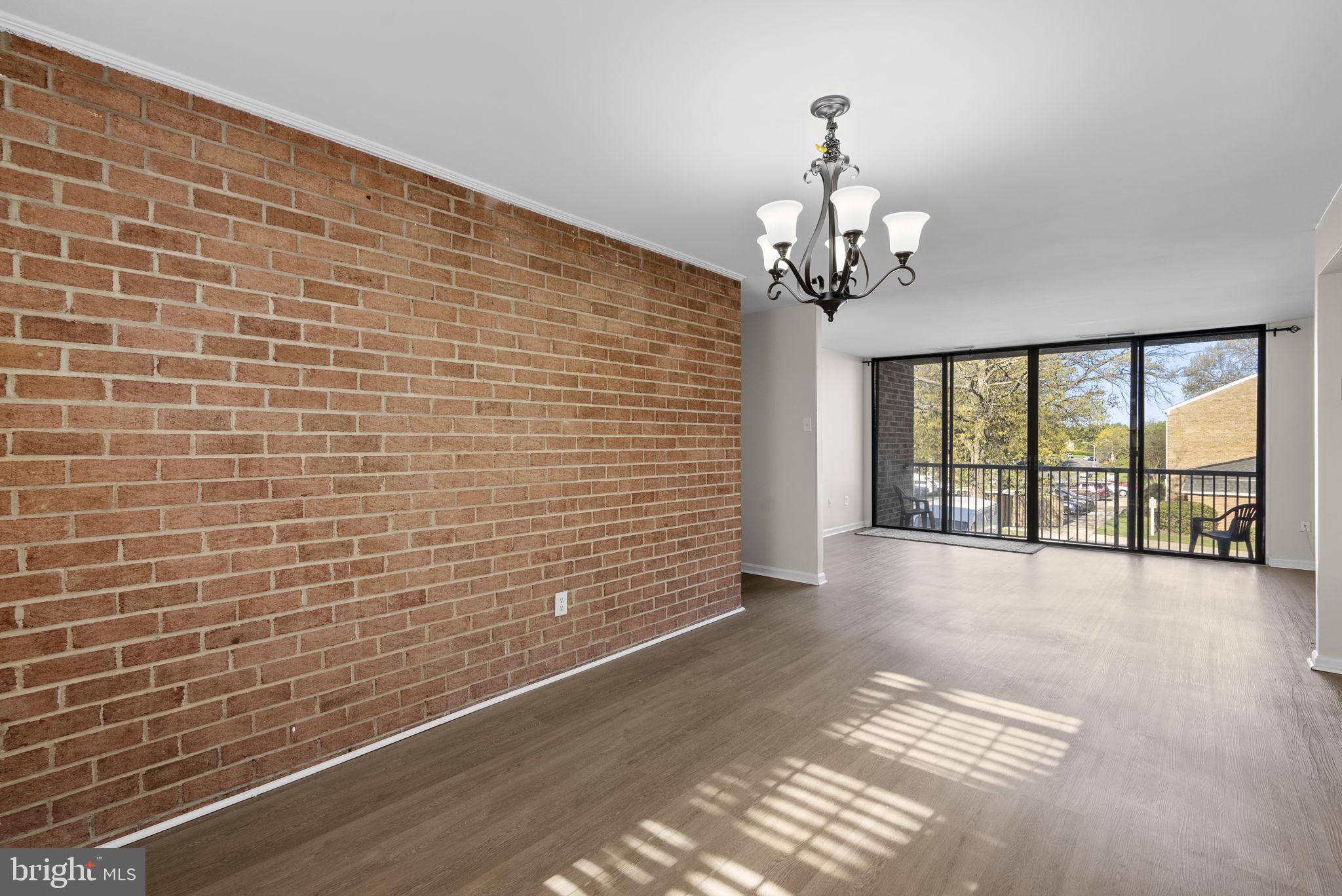 DIAMOND FARM - Residential