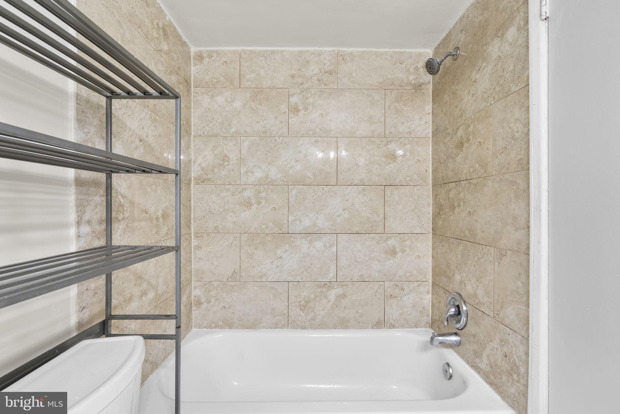 DIAMOND FARM - Residential