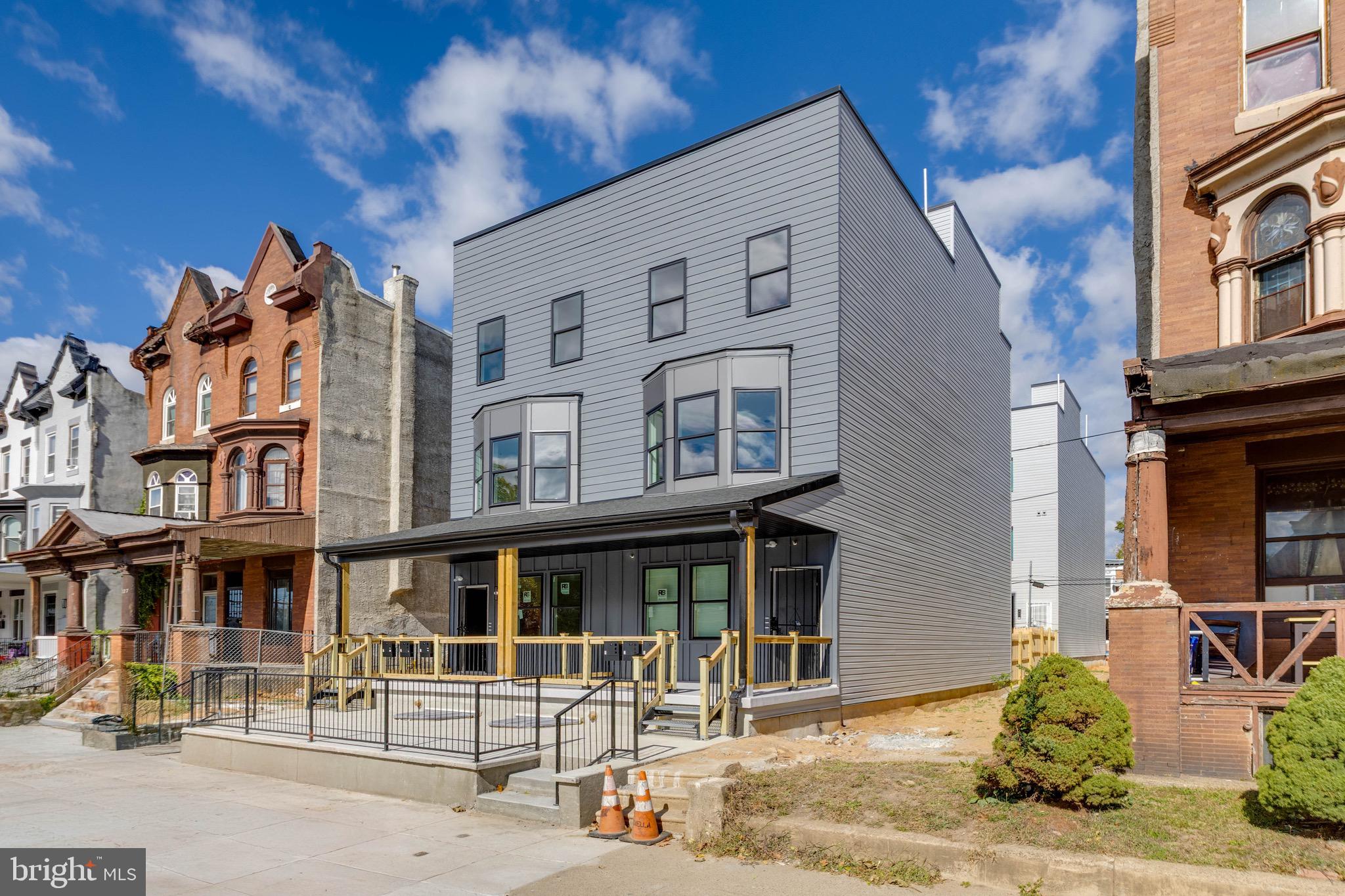 NORRIS SQUARE - Residential Lease