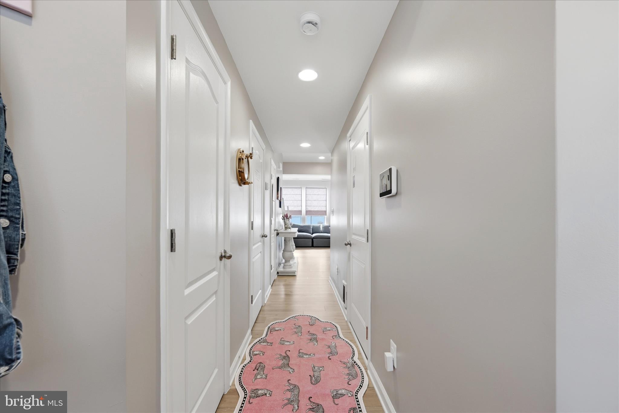 OVERLOOK AT RIVERSIDE TOWNHOMES - Residential