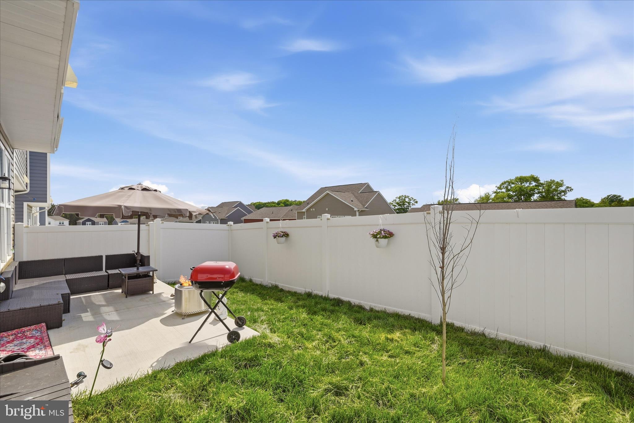 OVERLOOK AT RIVERSIDE TOWNHOMES - Residential