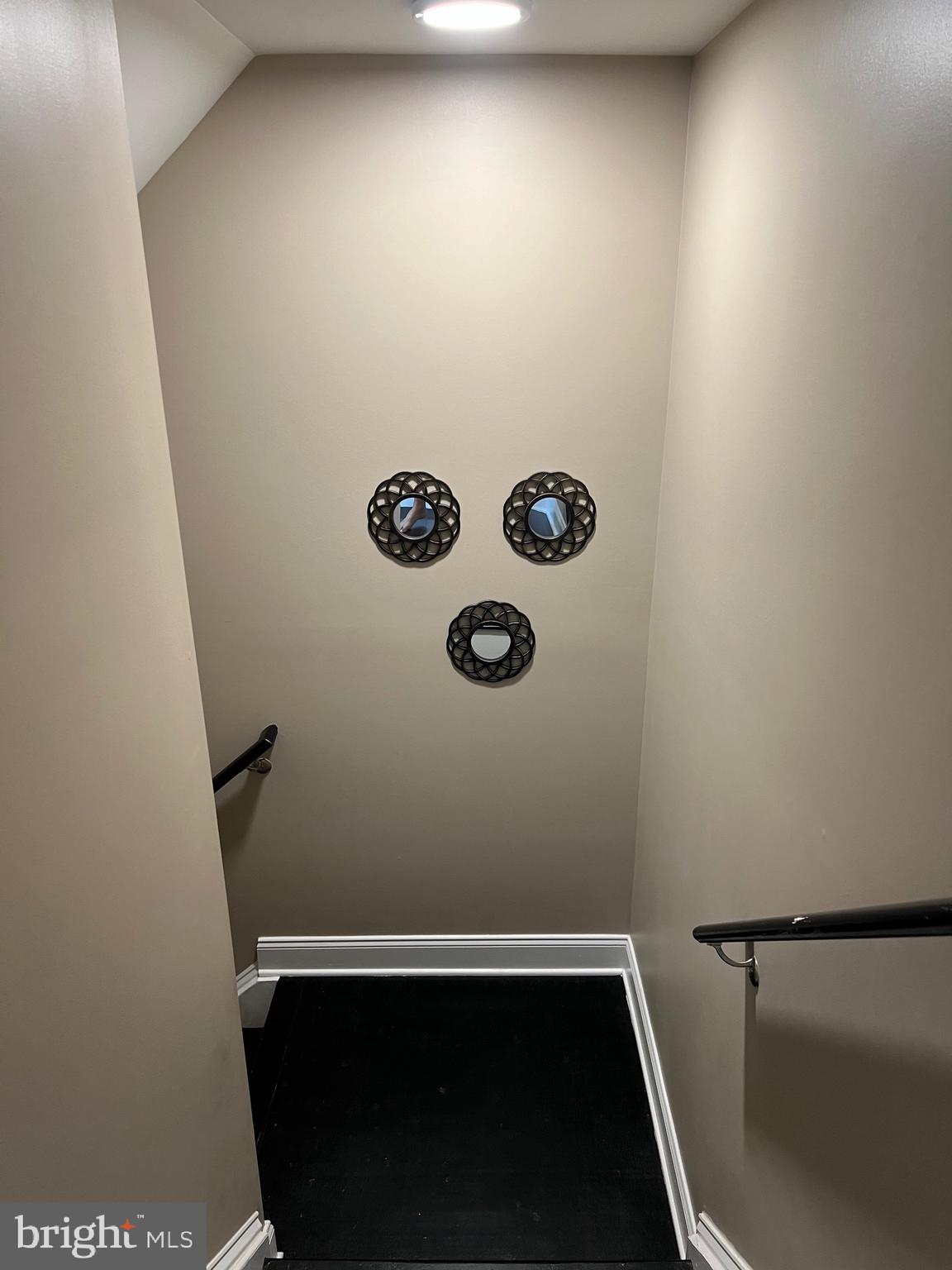 DOMINION VALLEY - Residential Lease