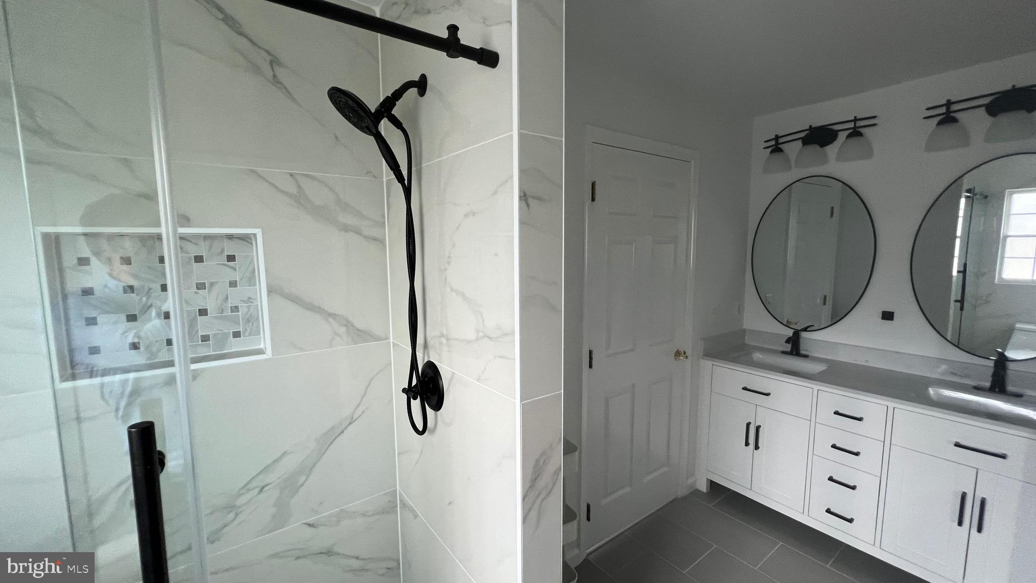 DOMINION VALLEY - Residential Lease