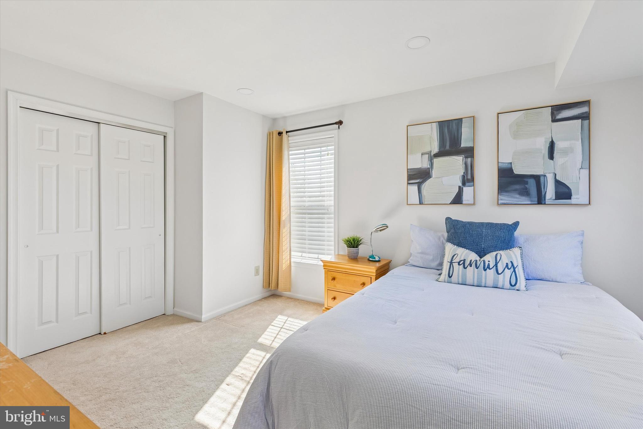 HAMPTON GREEN - Residential