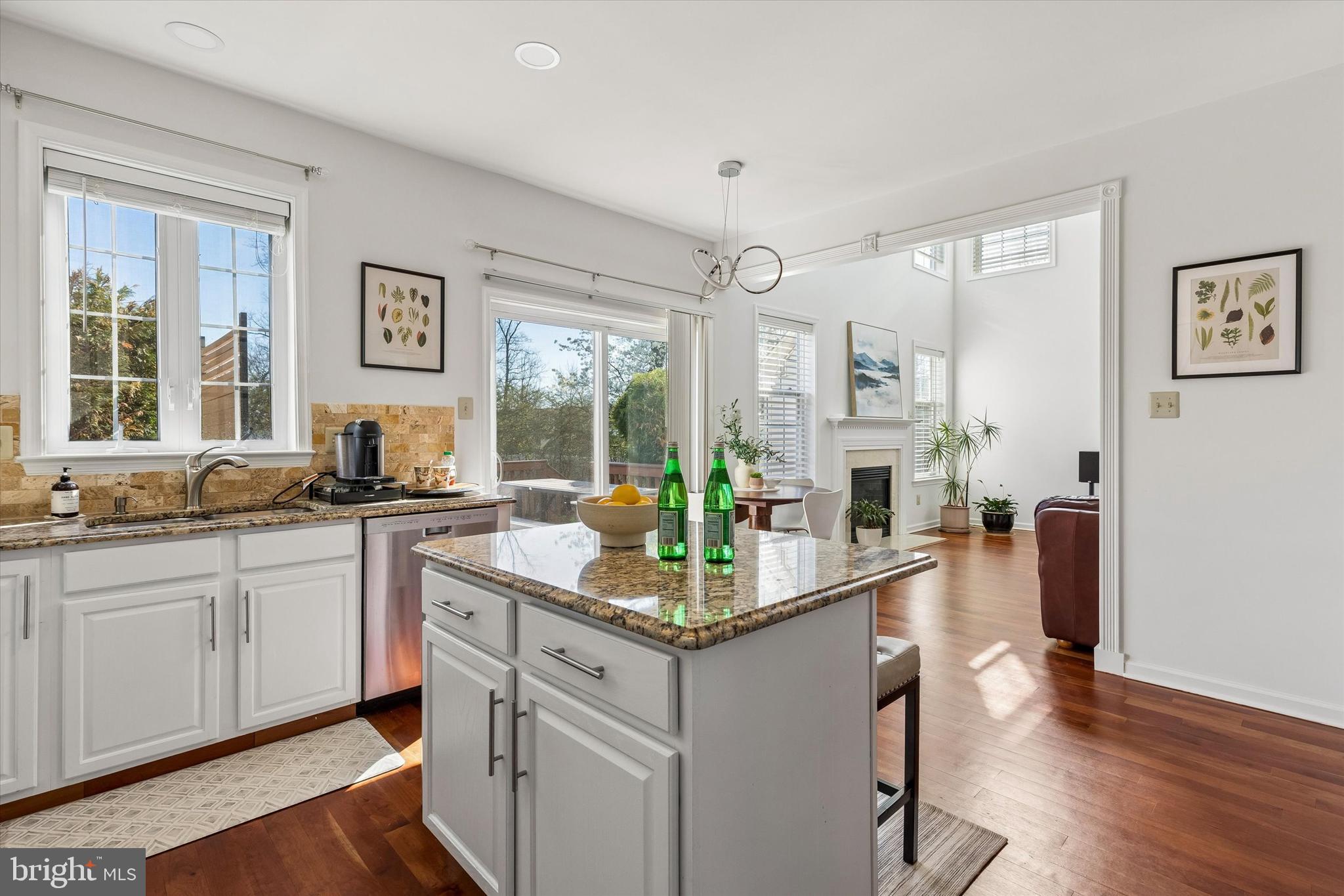 HAMPTON GREEN - Residential