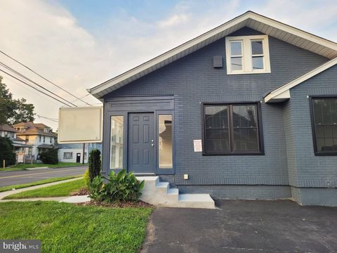Photo of 437 W Bridge Street, MORRISVILLE, PA 19067 (MLS # PABU2113508)