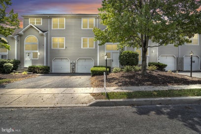 6129 SPRING KNOLL DRIVE HARRISBURG PA 17111