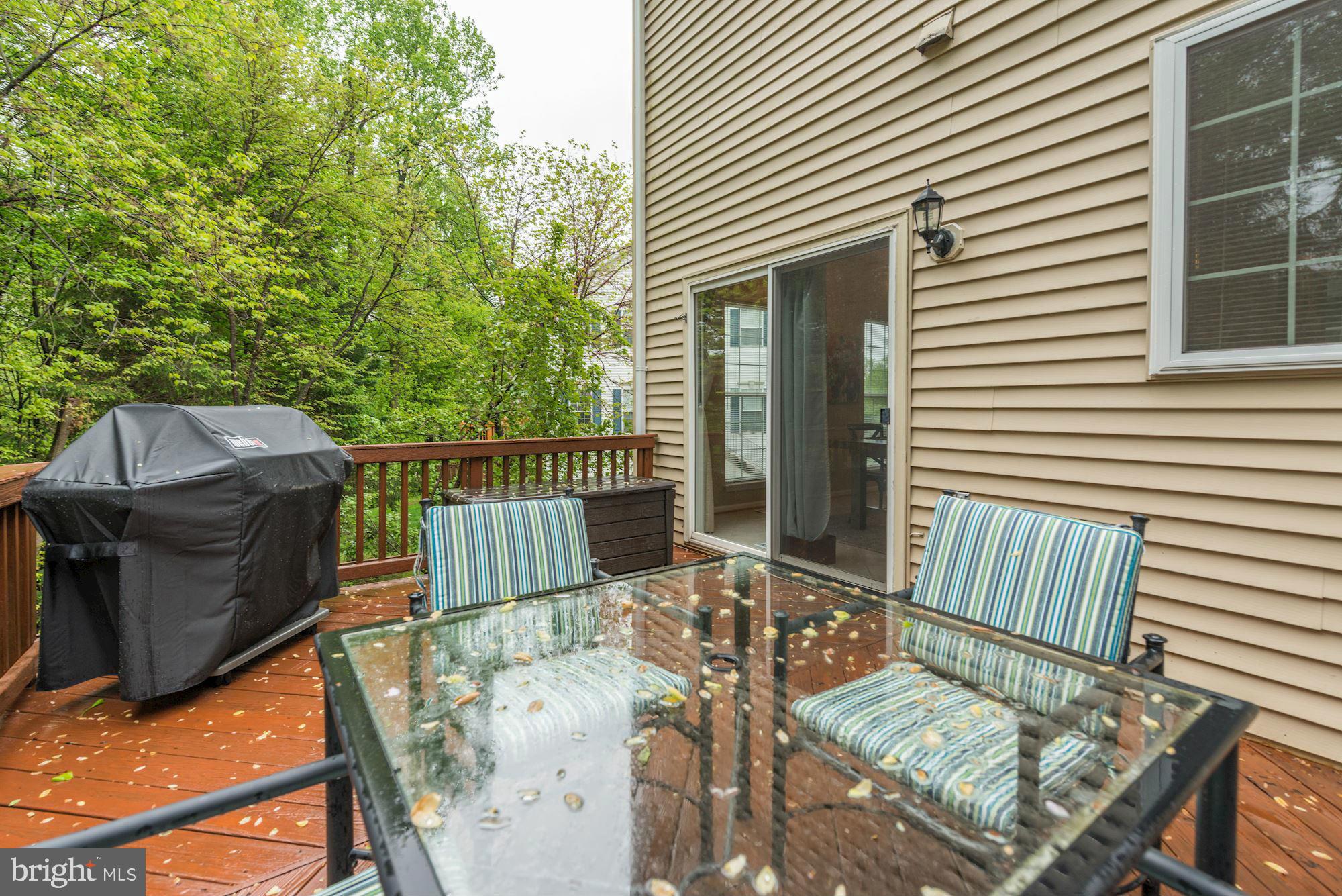 FAIRFAX RIDGE - Residential