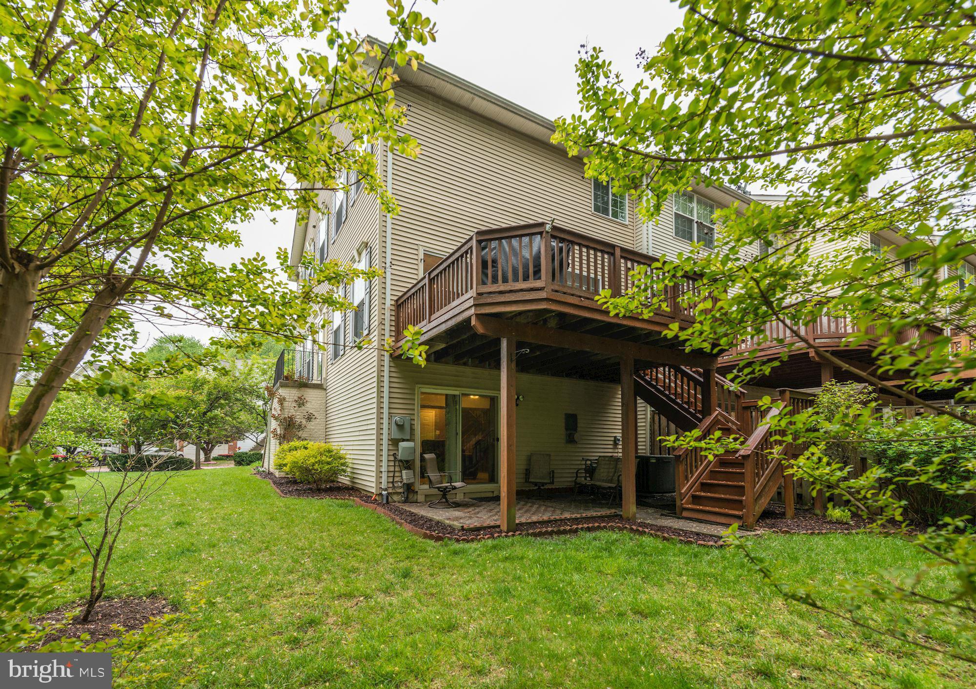 FAIRFAX RIDGE - Residential