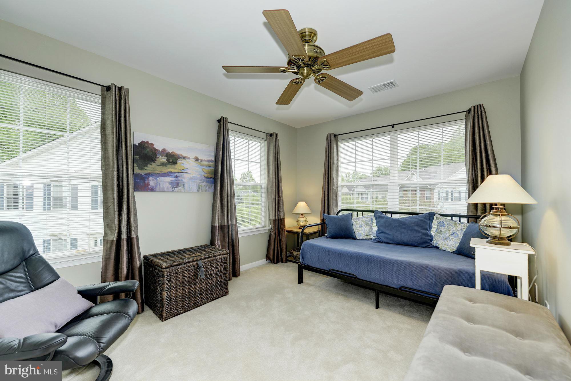 FAIRFAX RIDGE - Residential