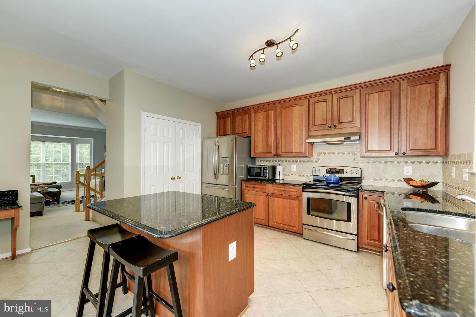 FAIRFAX RIDGE - Residential