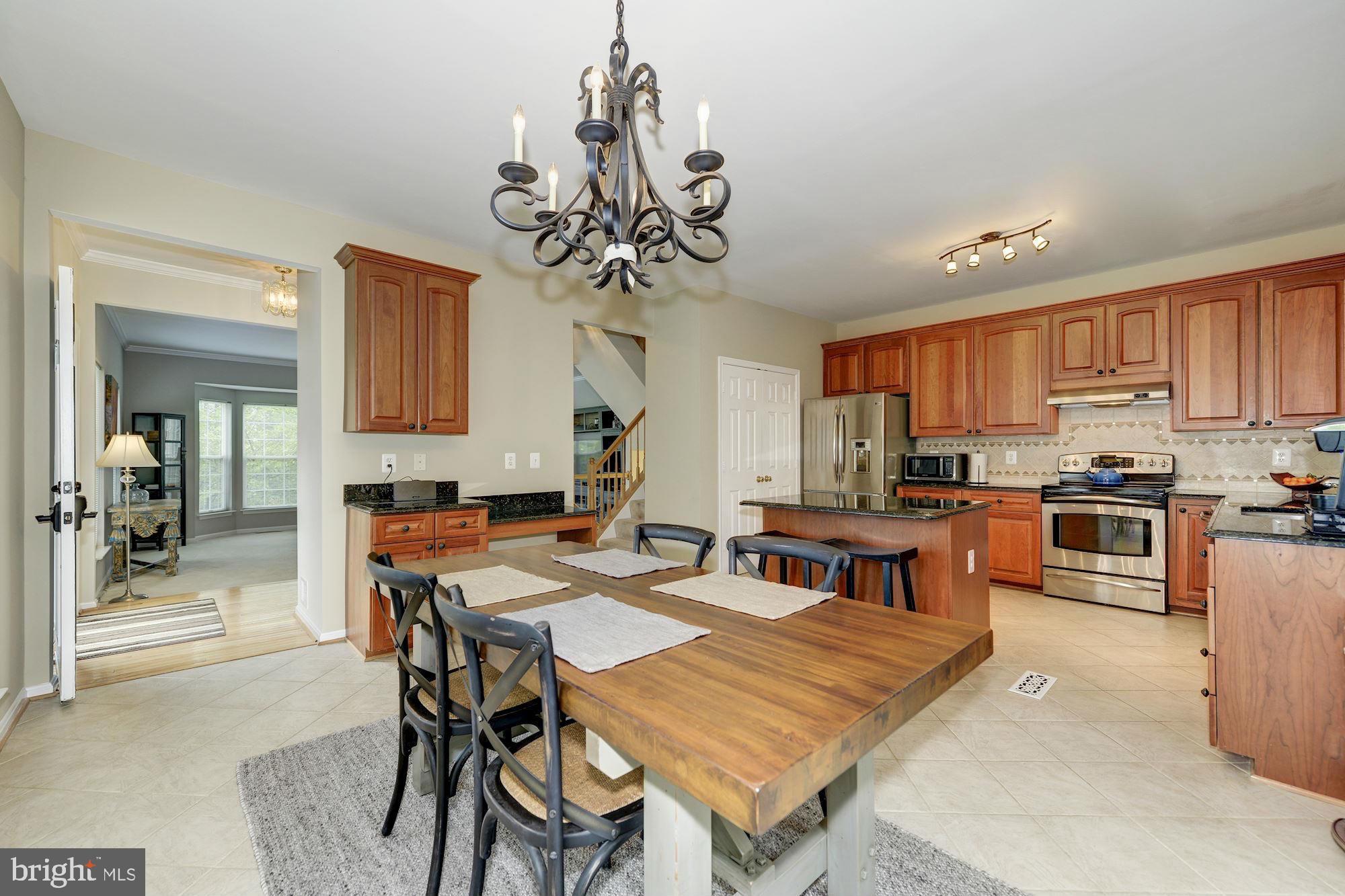 FAIRFAX RIDGE - Residential