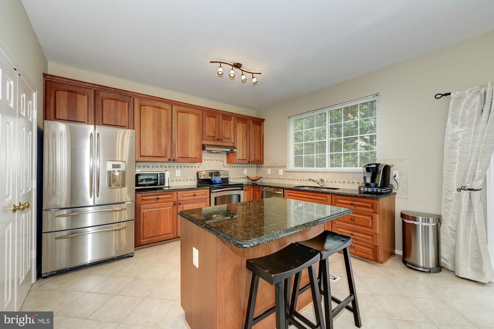 FAIRFAX RIDGE - Residential