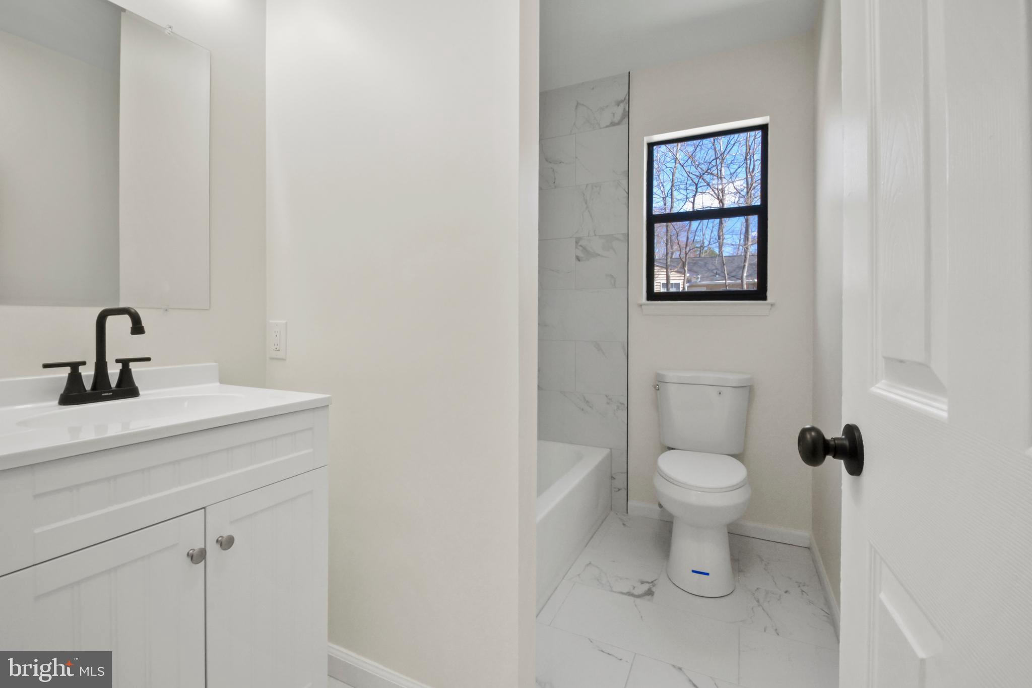 MONTPELIER - Residential