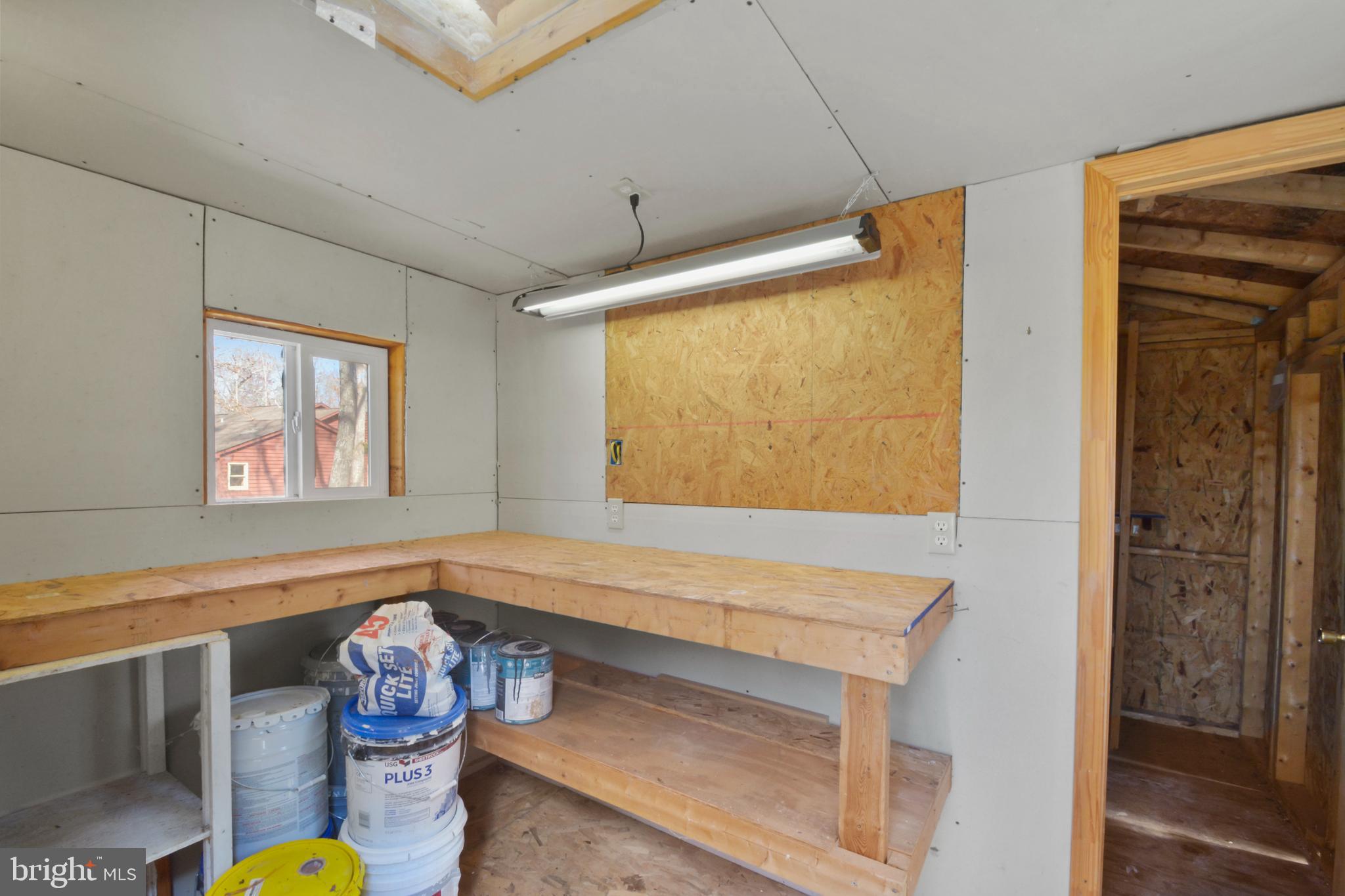 MONTPELIER - Residential