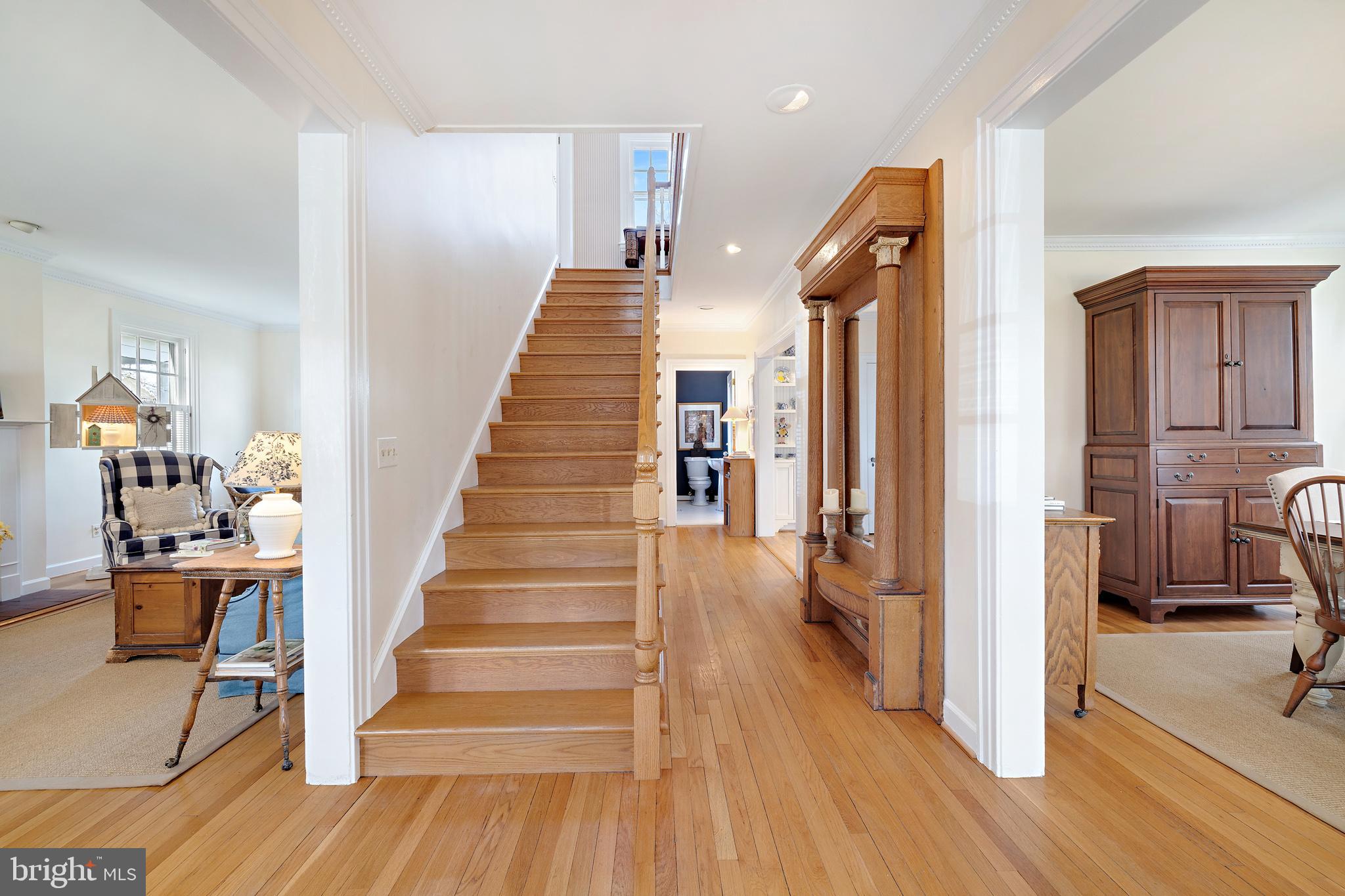 MURRAY HILL - Residential