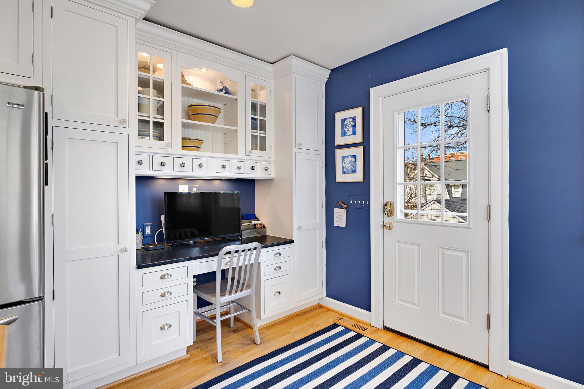 MURRAY HILL - Residential