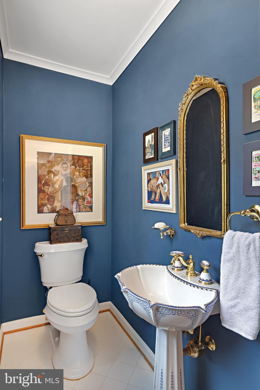 MURRAY HILL - Residential