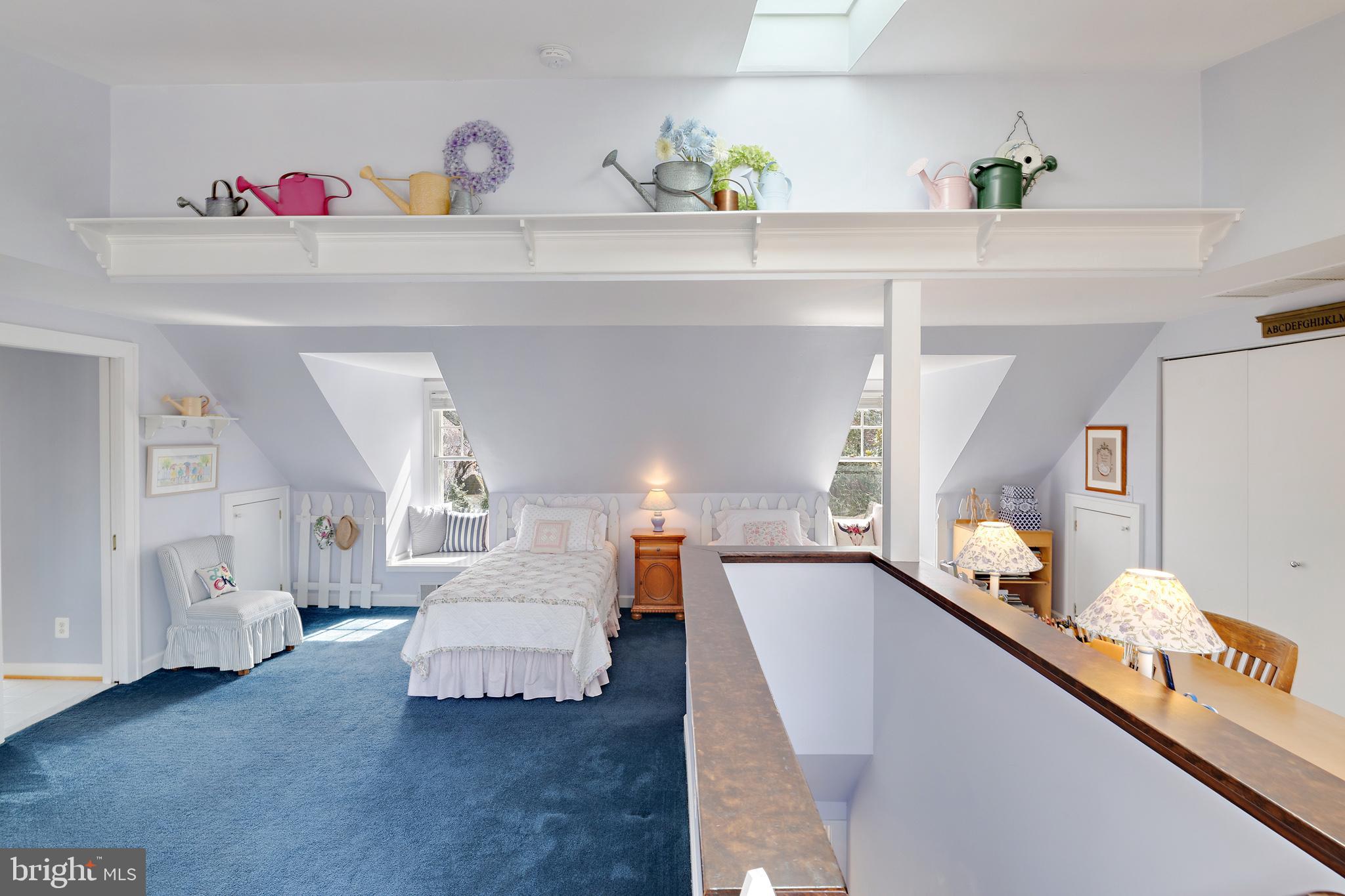 MURRAY HILL - Residential