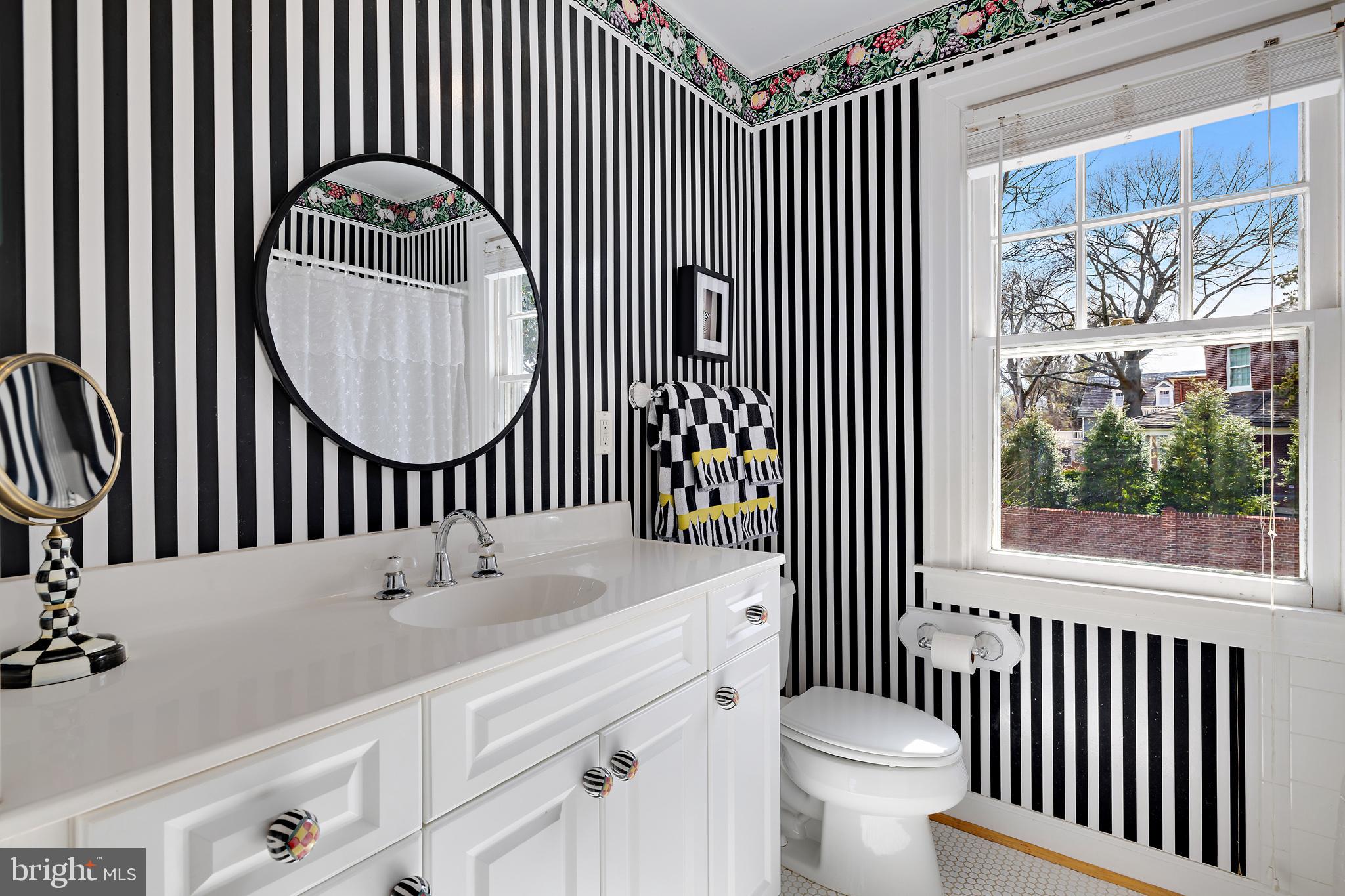 MURRAY HILL - Residential