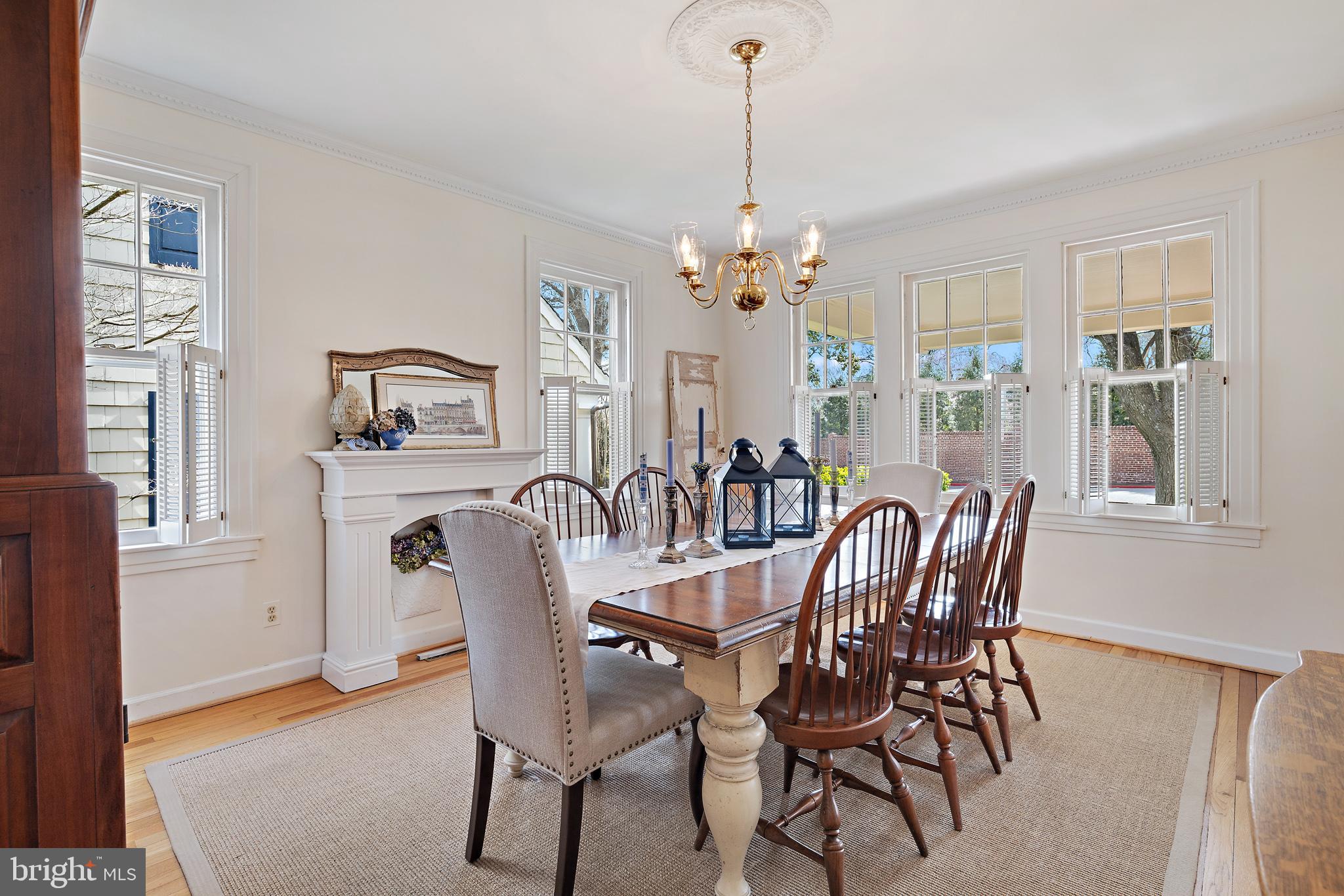 MURRAY HILL - Residential