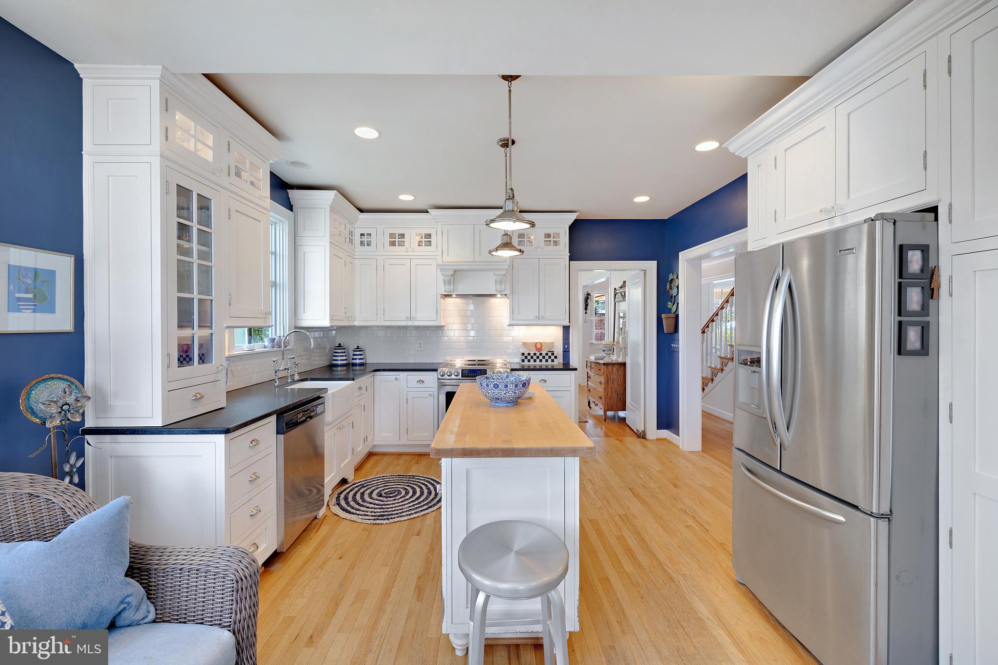 MURRAY HILL - Residential