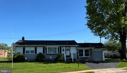 1000 Kelly Drive, York, PA MLS: PAYK2080856
